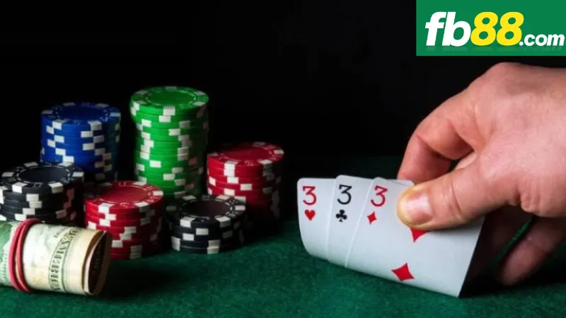 Sảnh Club J FB88 - Trải Nghiệm Dịch Vụ Đẳng Cấp Sảnh Club J 3 Dịch vụ chăm sóc khách hàng sảnh Club J vượt trội